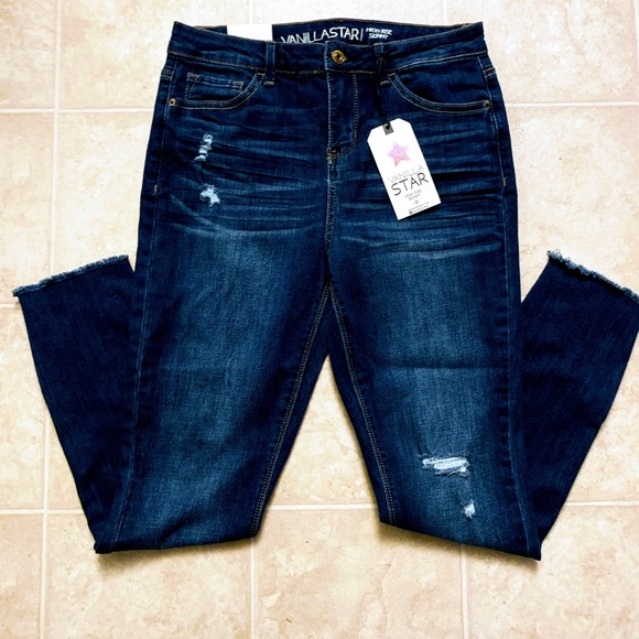 Vanilla Star Denim - ADORABLE SKINNY JEANS ♥️